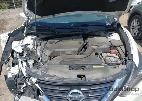 2017 Nissan Altima 2.5 Sr из США, поврежденный, VIN 1N4AL3AP2HC272753